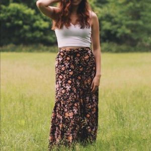 American Eagle High Waisted floral maxi skirt